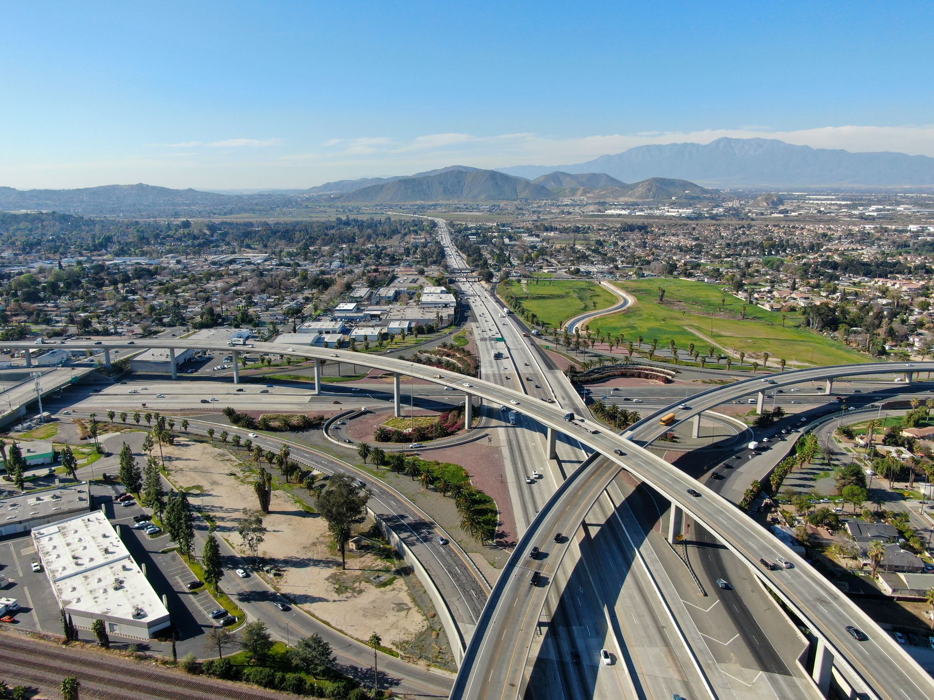 Aerial view of highway interchange and junction in Riverside, California (KTC7638)