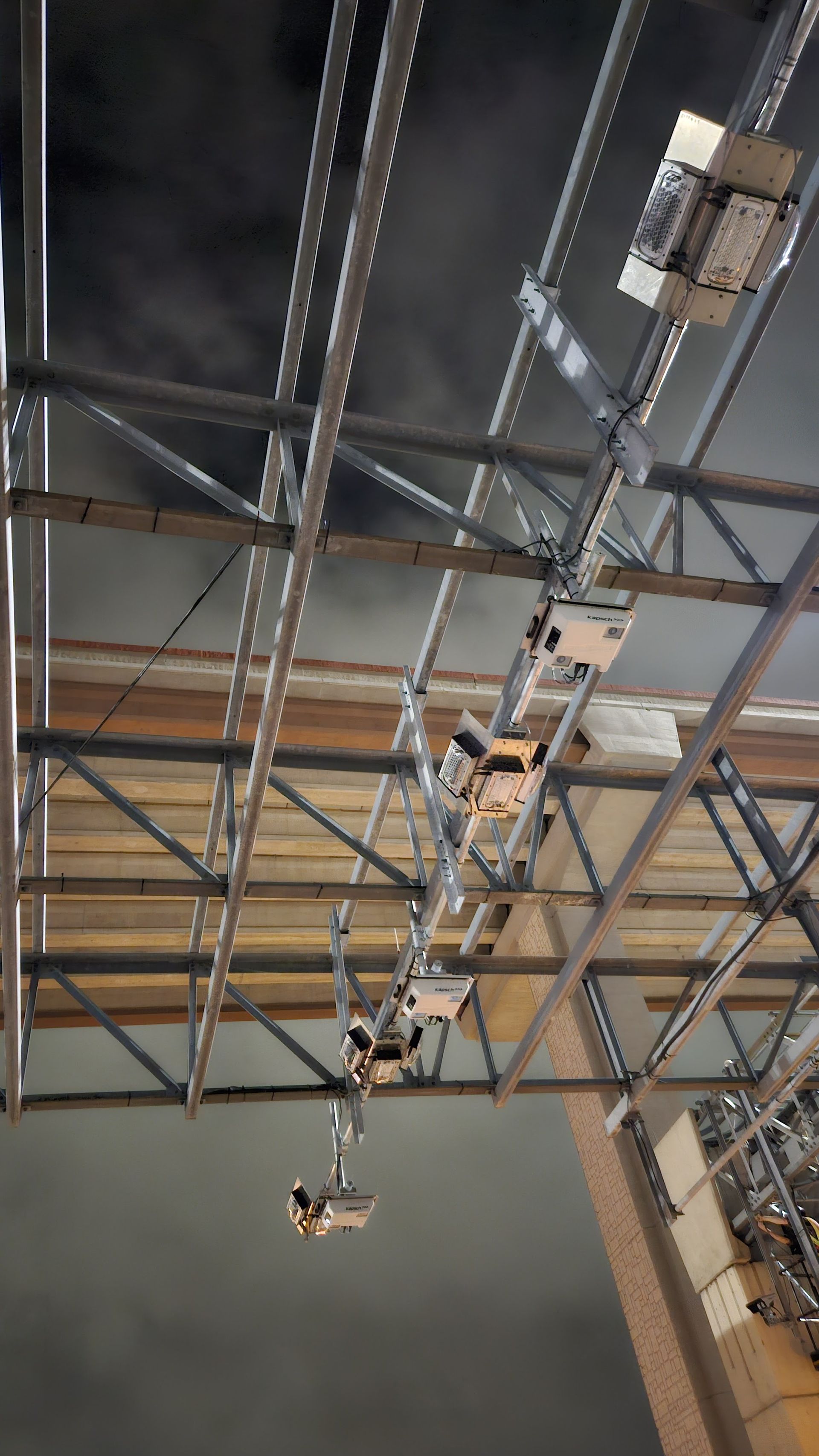 2 KapschVDX2i Install