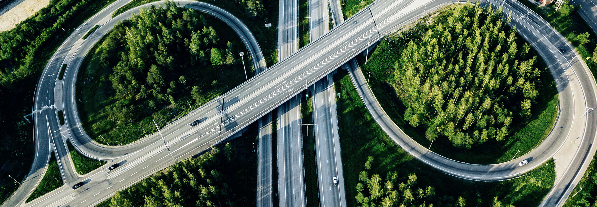 Highway and overpass in Finland-1920x666