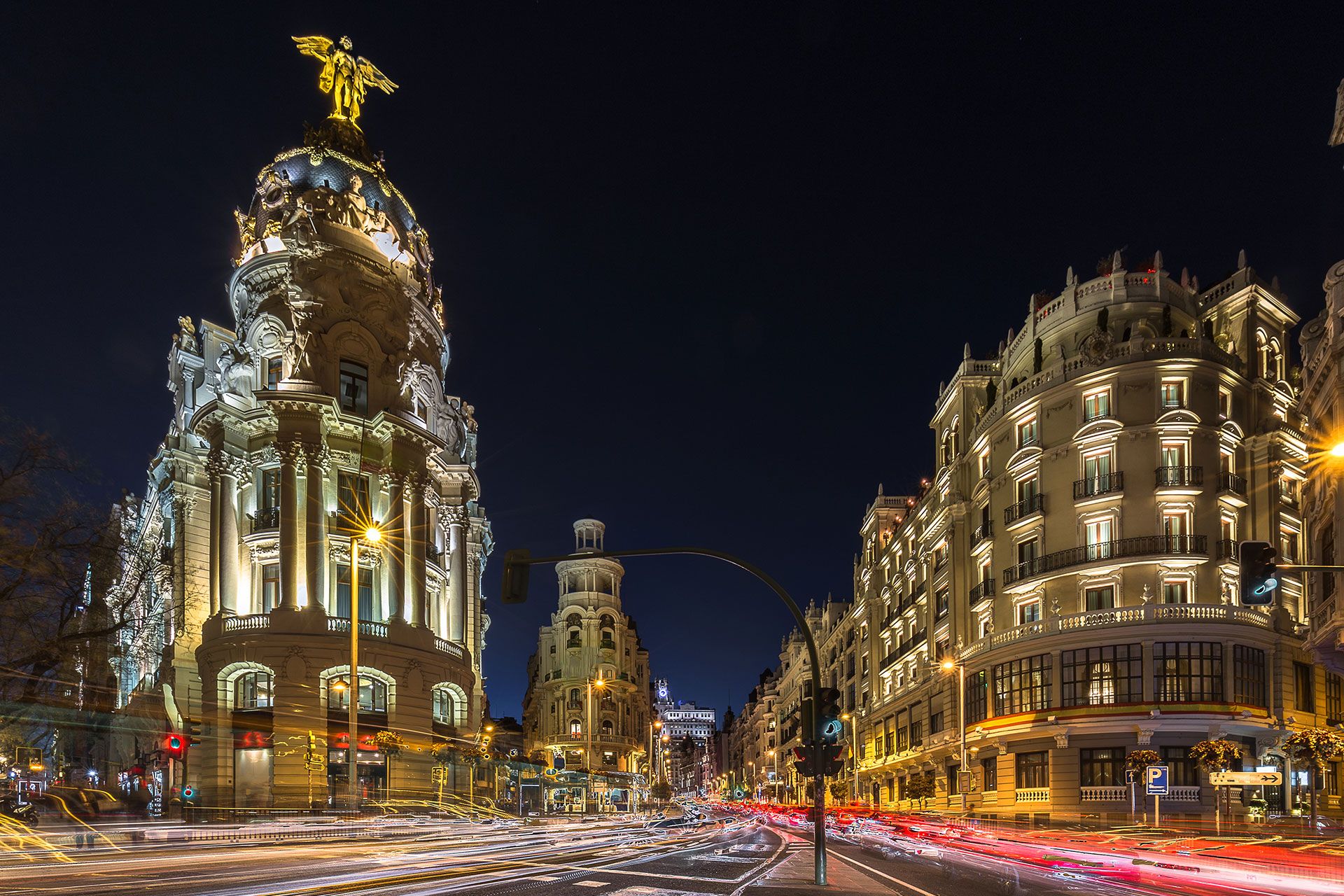 Madrid, Gran Via with Metropolis Building