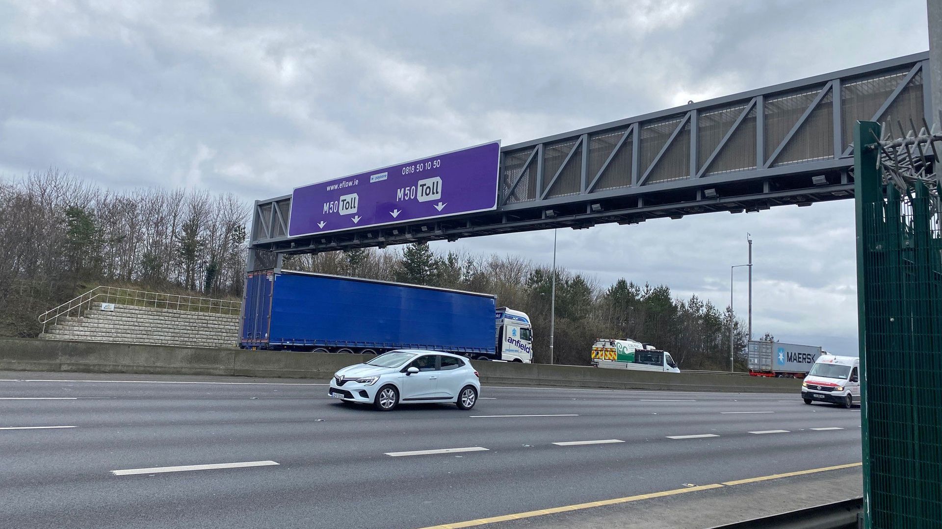Auto auf einer Straße